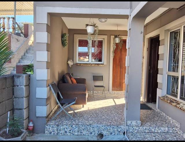 3 BEDROOM HOUSE FOR SALE IN CROFTDENE